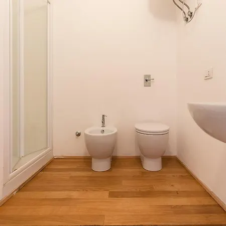 Alessia's Flat- L'8 E Mezzo 아파트 *