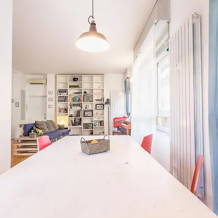 Alessia's Flat- L'8 E Mezzo Apartament Mediolan